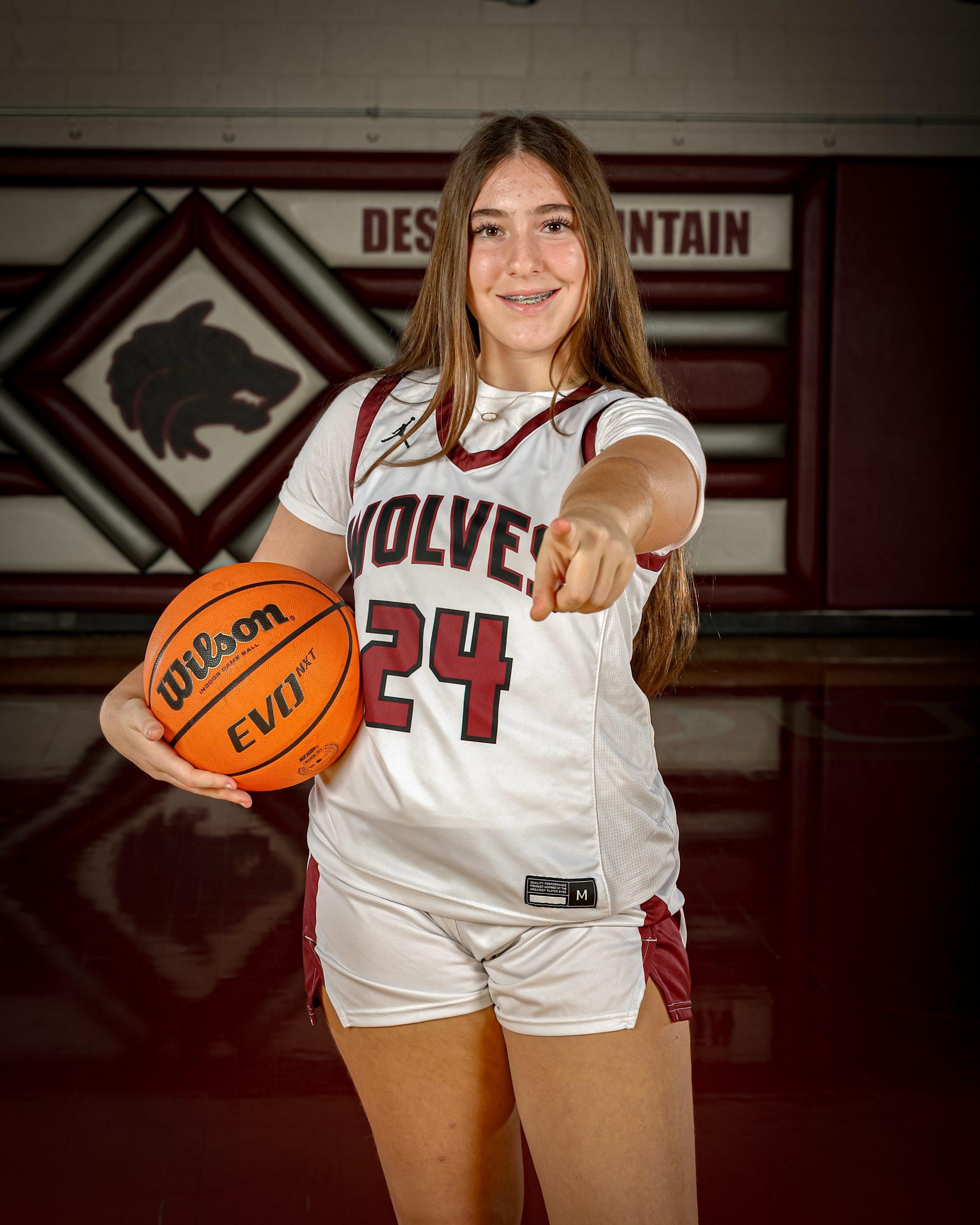 20251111 DMHS Boys Hoops Media Day 1251