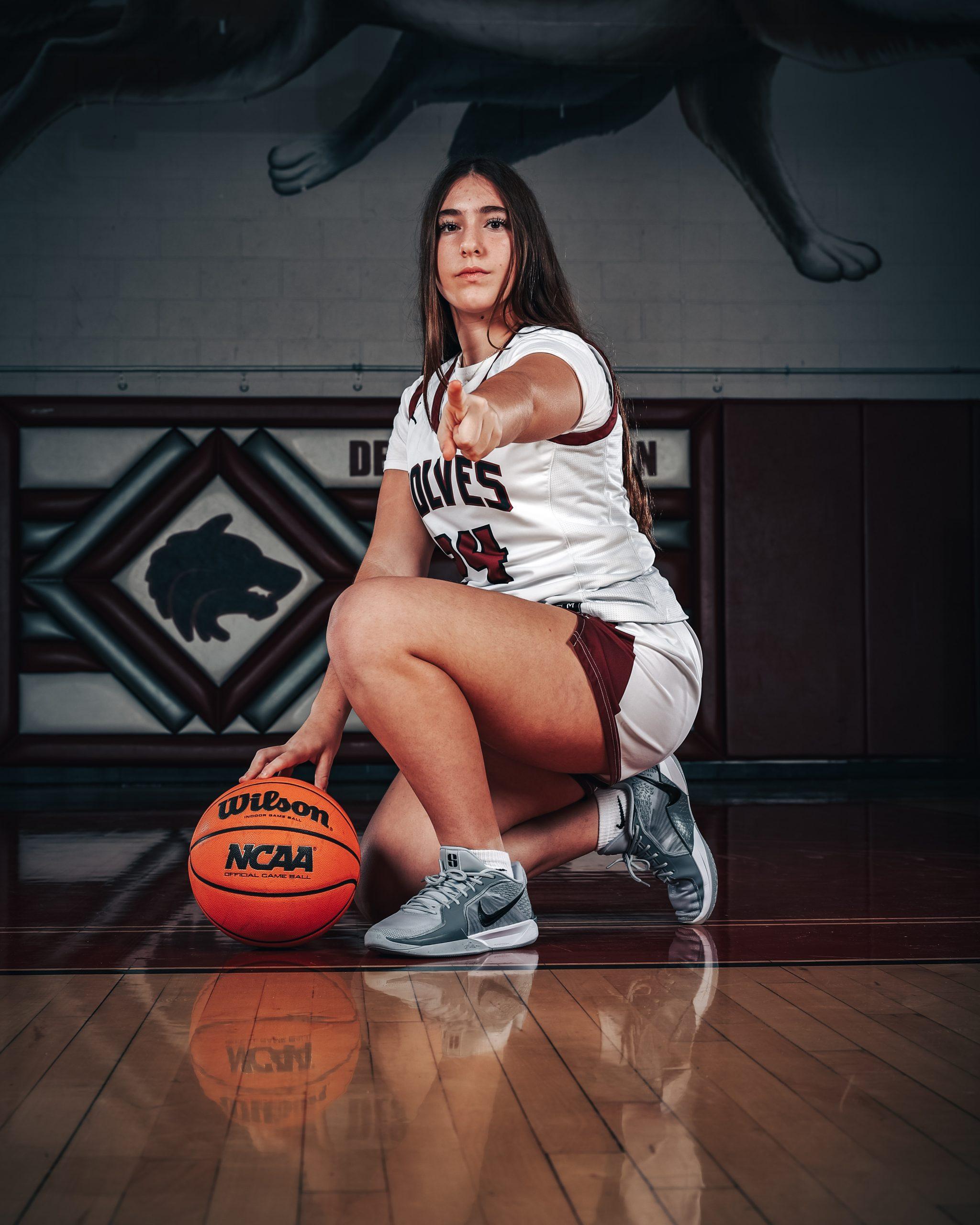 20251111 DMHS Boys Hoops Media Day 1255-2
